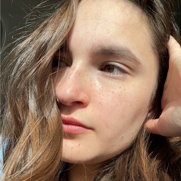 Meet your Posher, Isabella - Picture 2 of 2